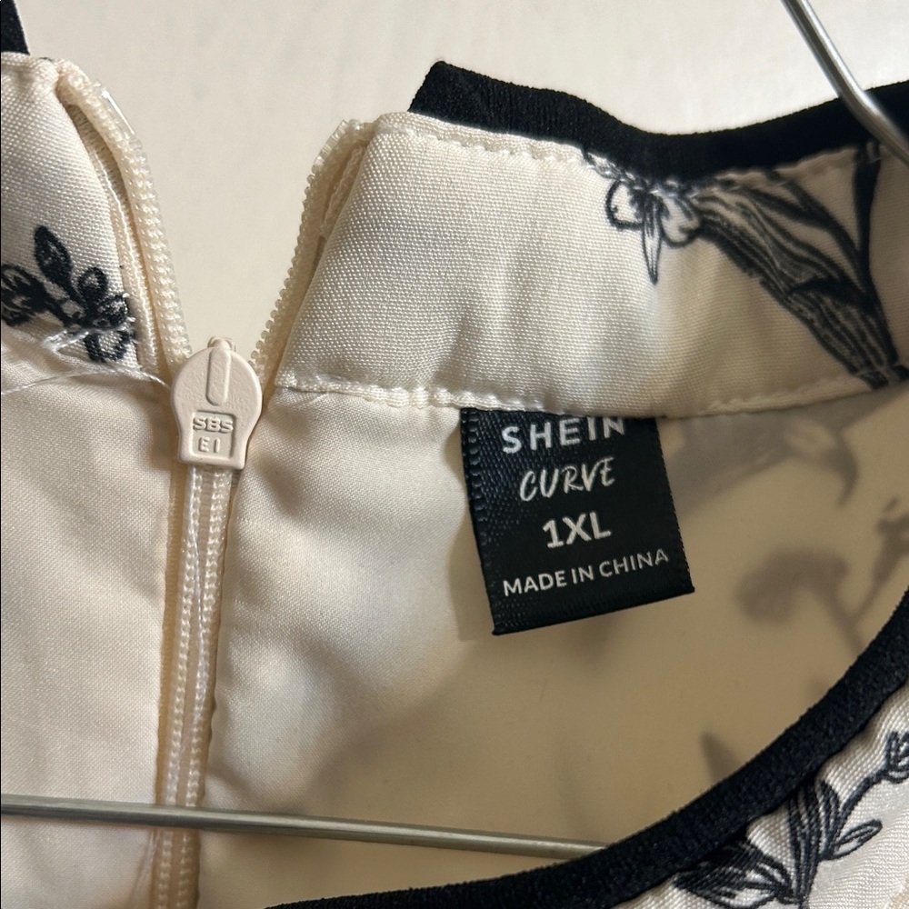 SHEIN Black and White Floral Puff Sleeve Mini Dress - Picture 2 of 5
